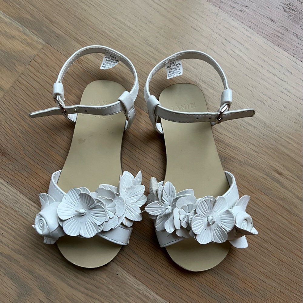 Janie and jack sandals sz 9